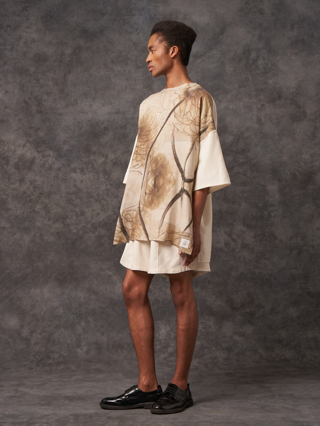 Atom Oversized Signature T-shirt