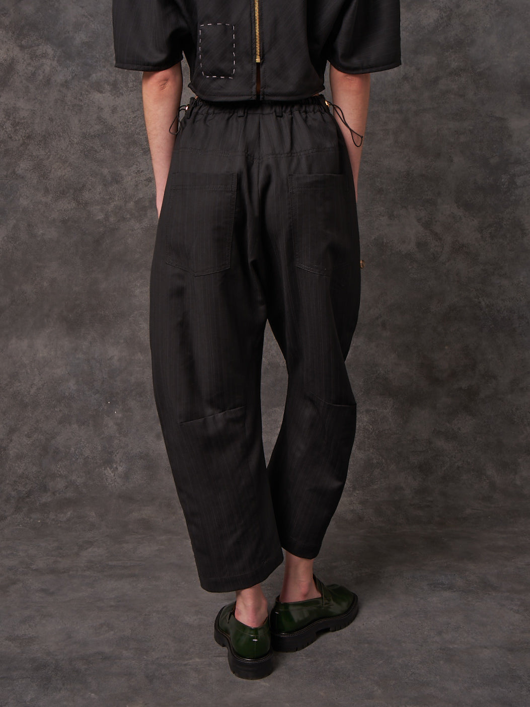 Signature Arch-leg Pants with Embroidery