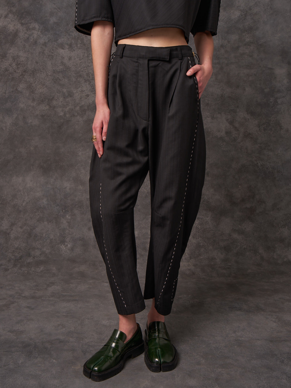 Signature Arch-leg Pants with Embroidery
