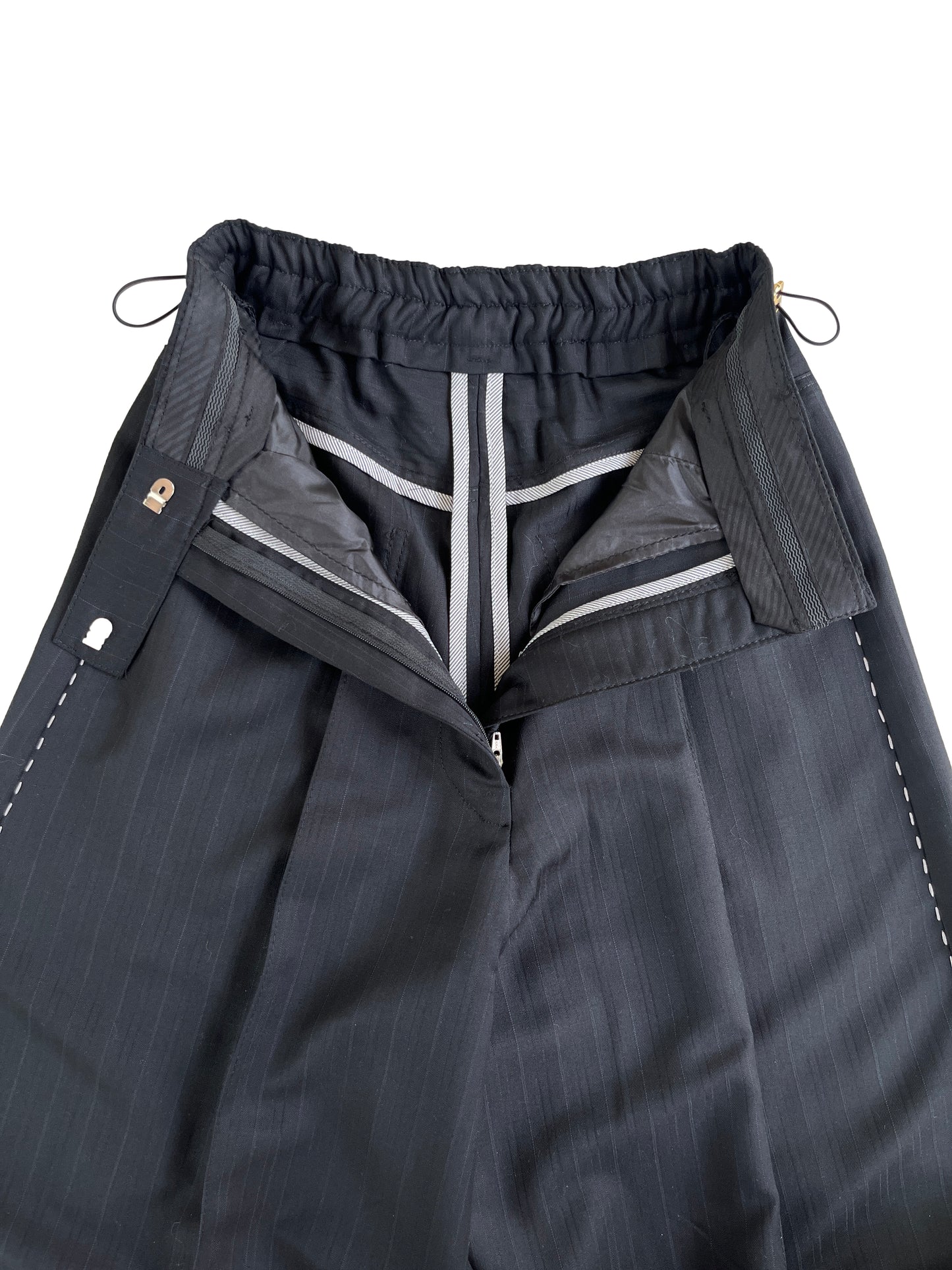 Sculpted Signature Pants with Embroidery