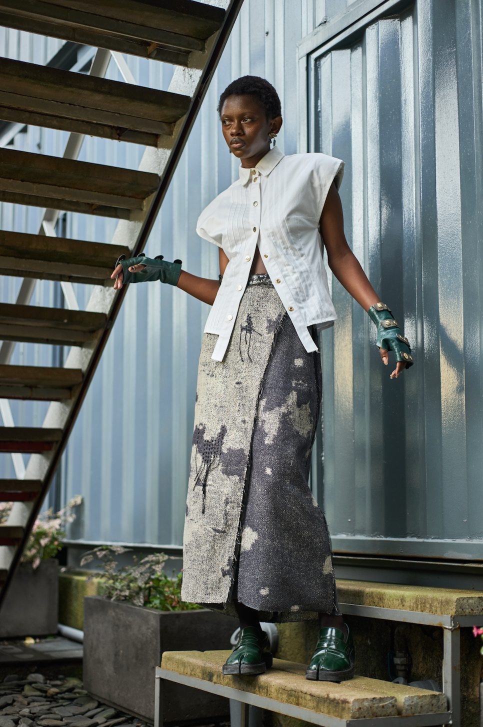 Glacial Shard Sculpted Sleeveless Pintuck in Organic Cotton