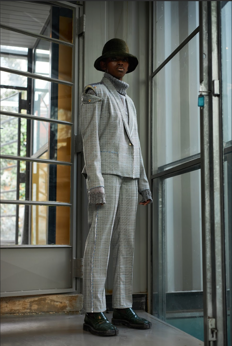 Hounds Tooth Cigarette Pants in Merino Wool