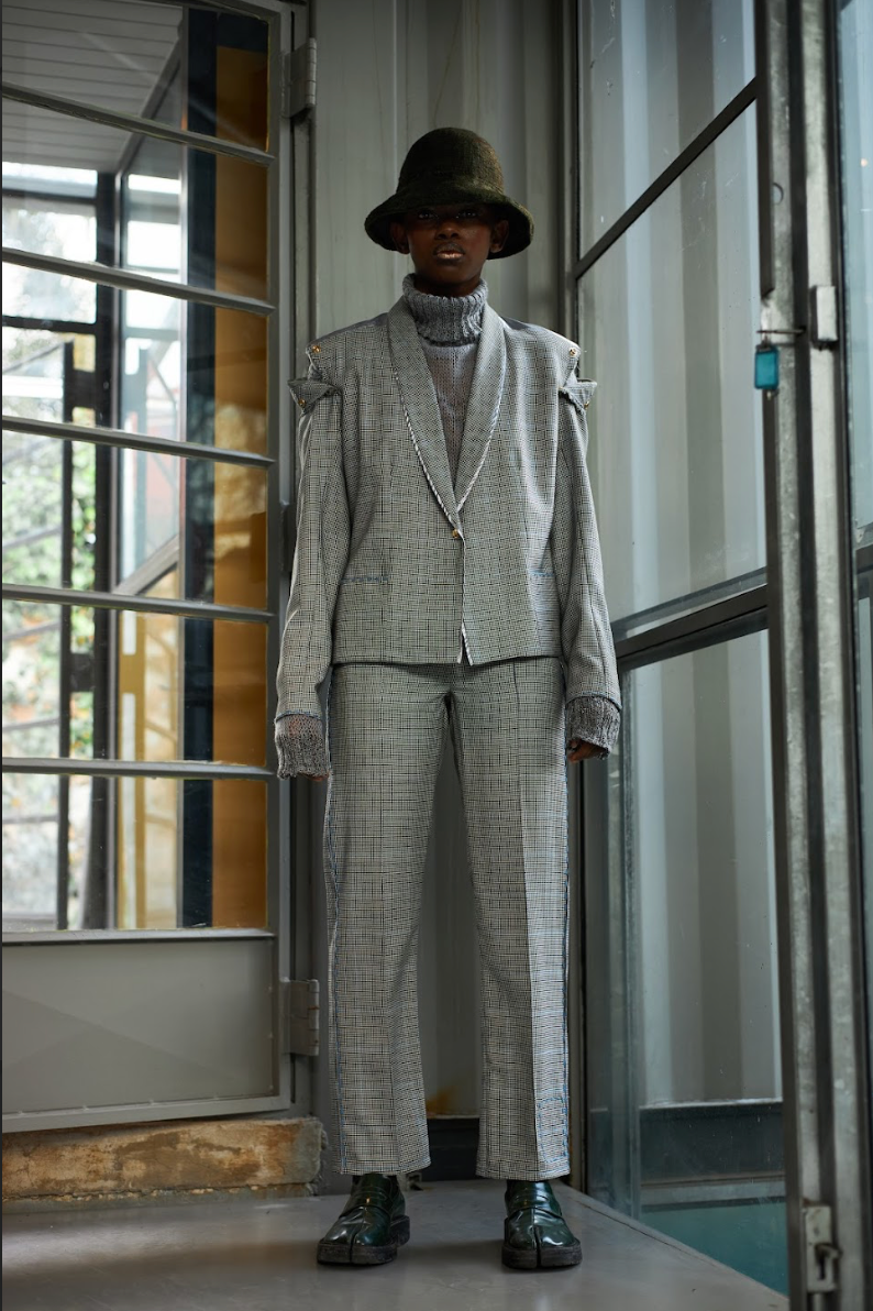 Hounds Tooth Cigarette Pants in Merino Wool