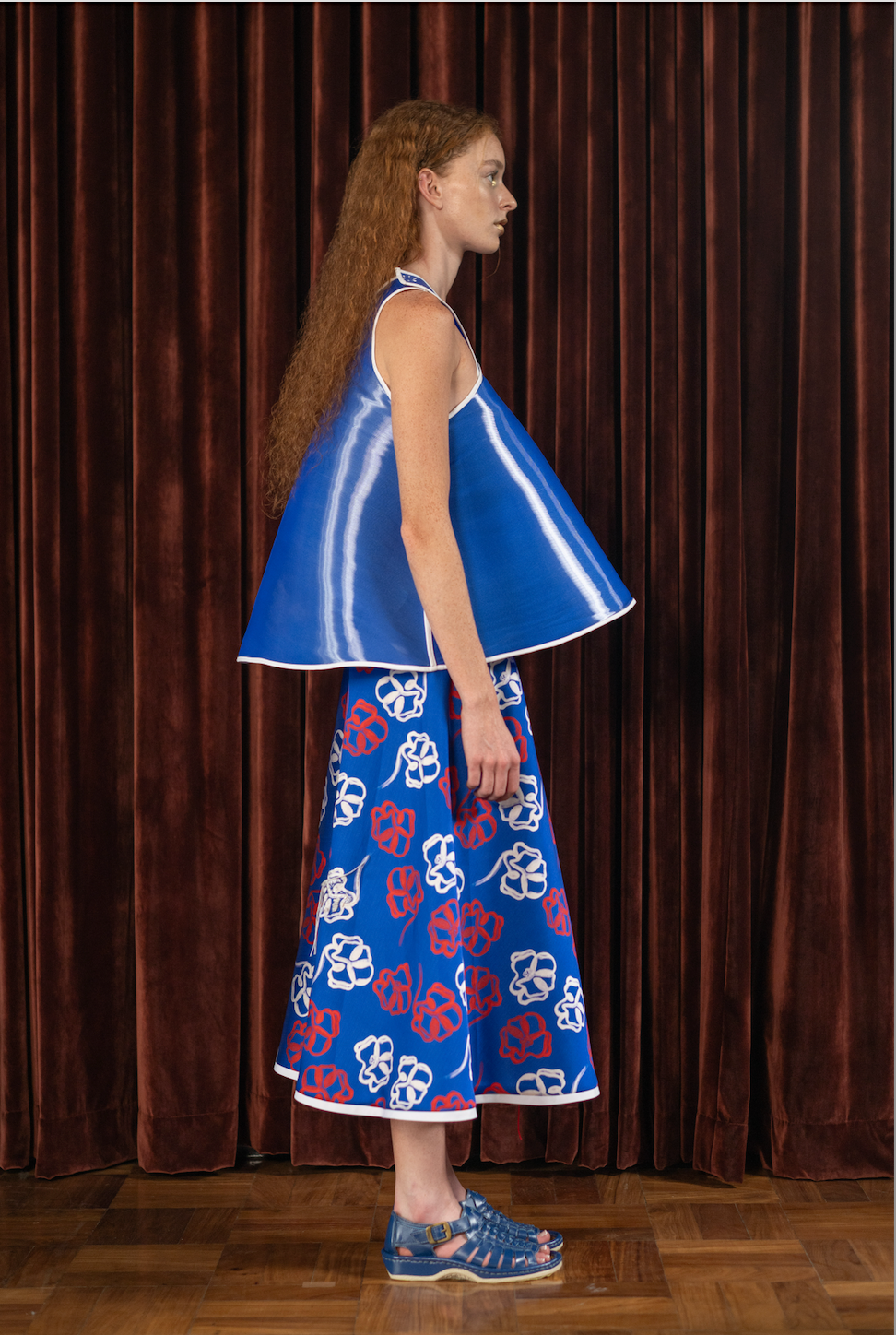 Out-of-the-Blue Apple Top in Sculpted Nylon