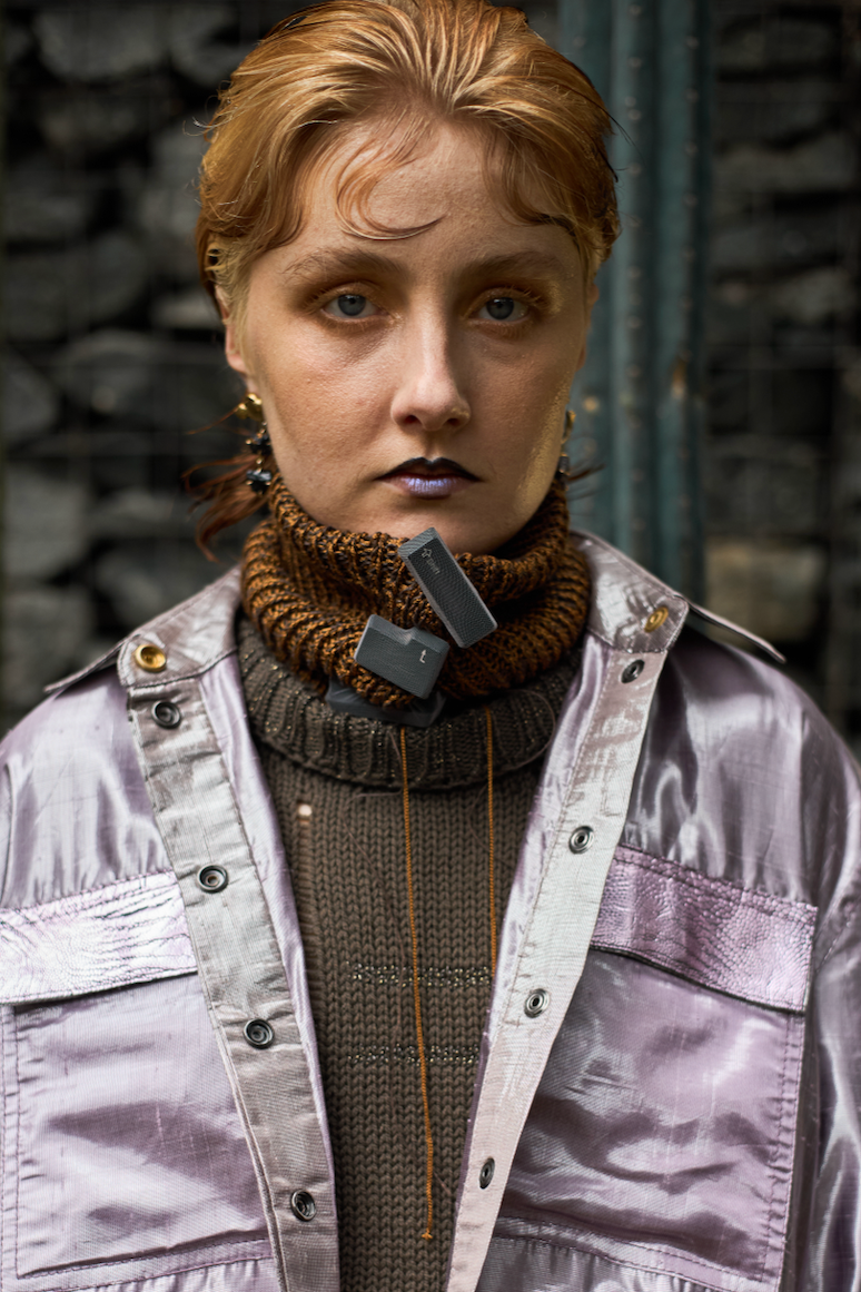 Vintage Viscose Knitted Collar 5 Buttons Brown