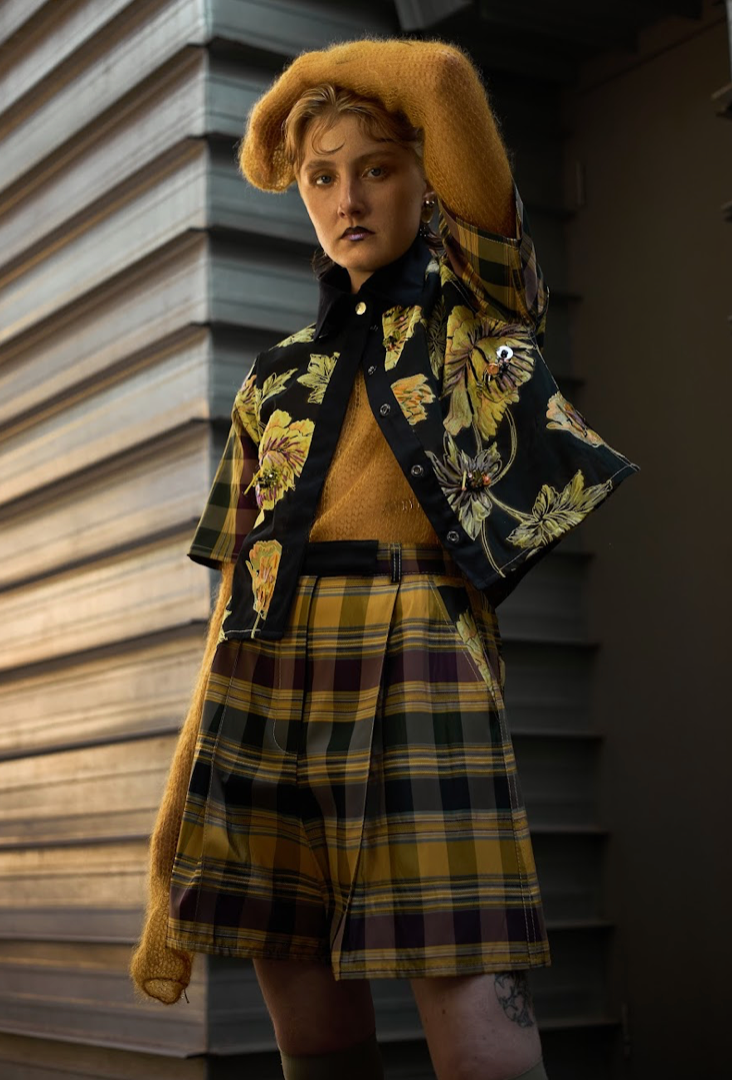 Interlocked Check Shorts in Silk Taffeta