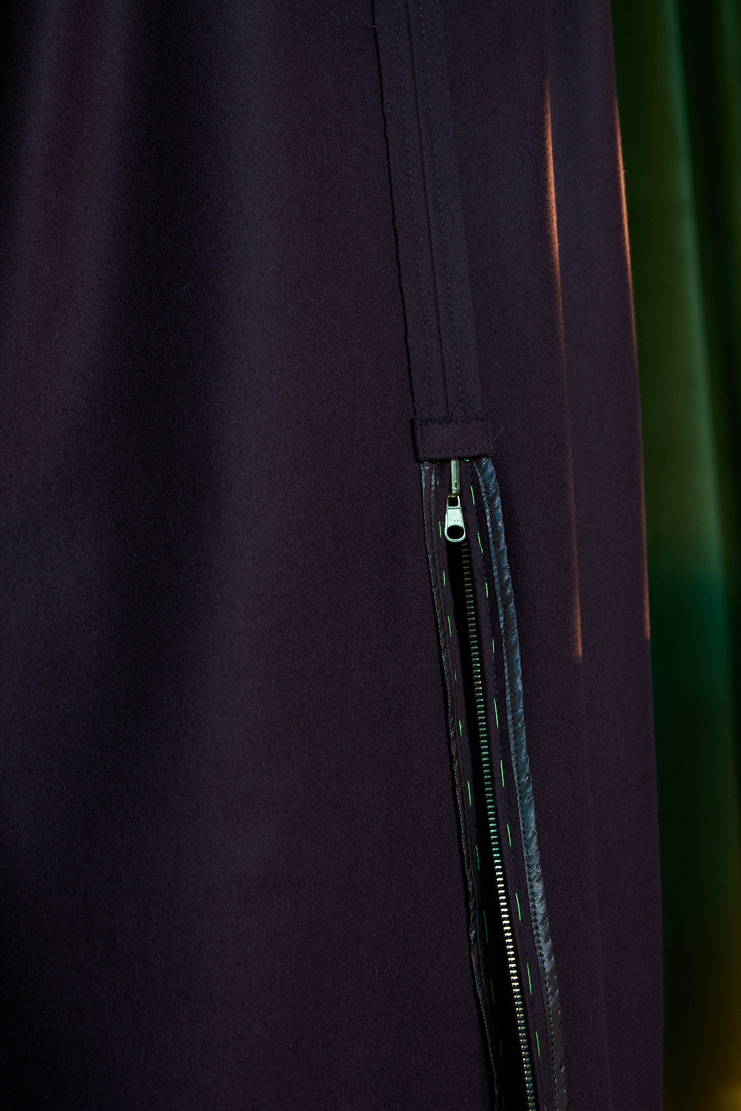 Chocolate Fondant V-Neck Long Gilet in Wool Melton