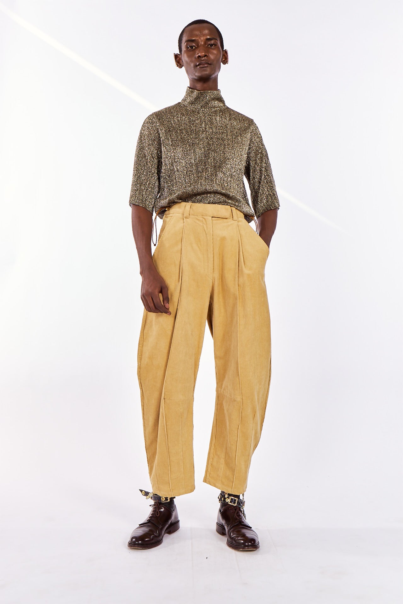 Signature Pants in Corduroy