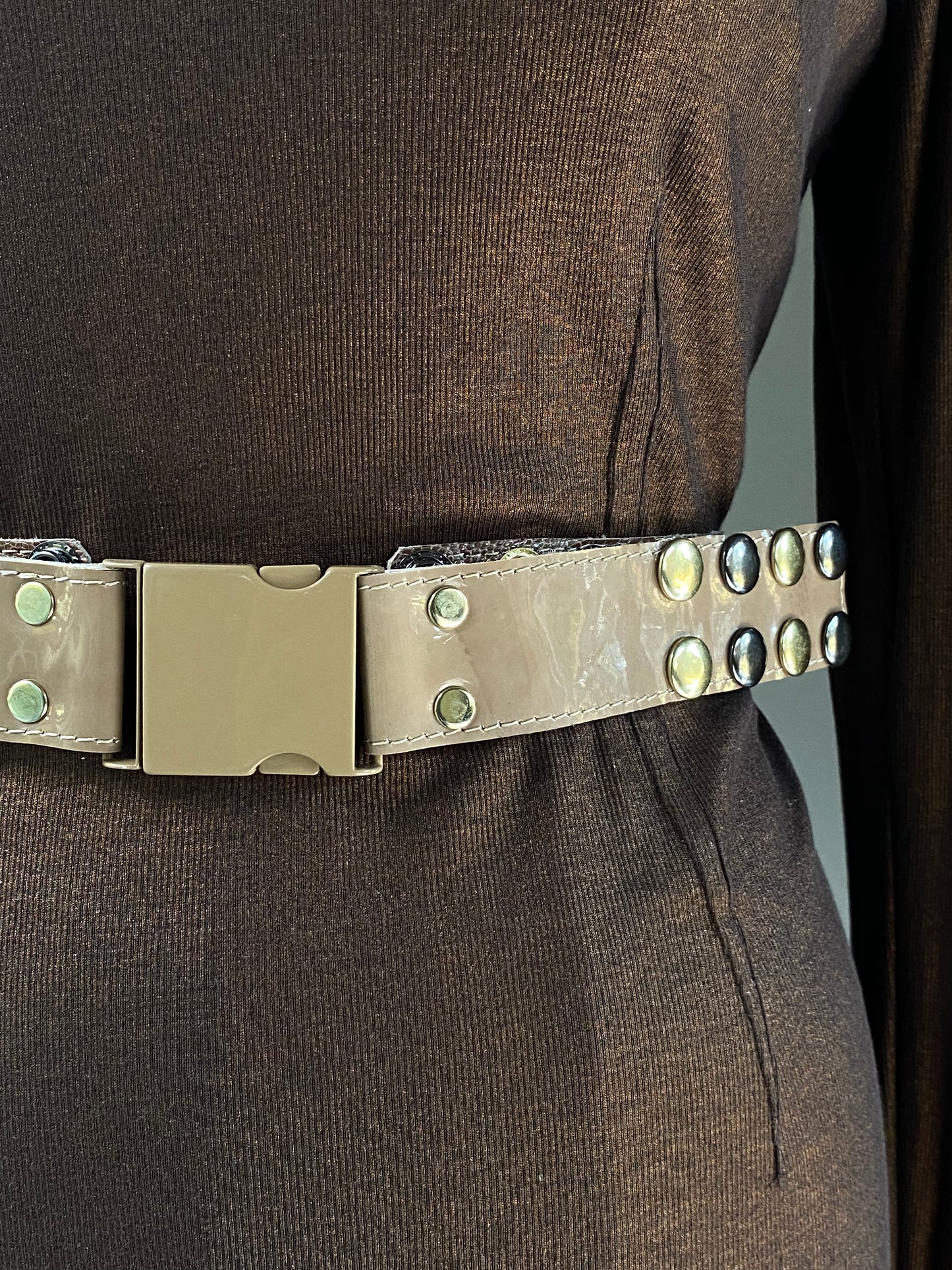 MOTHERBOARD Beige Belt