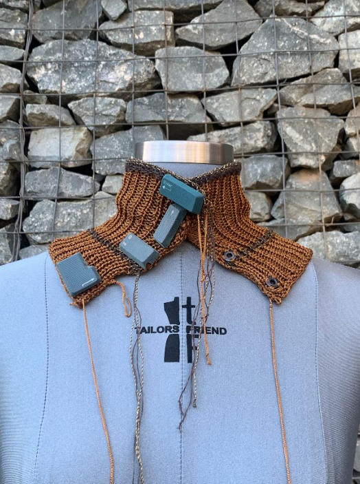 VINTAGE VISCOSE KNITTED COLLAR 4 buttons