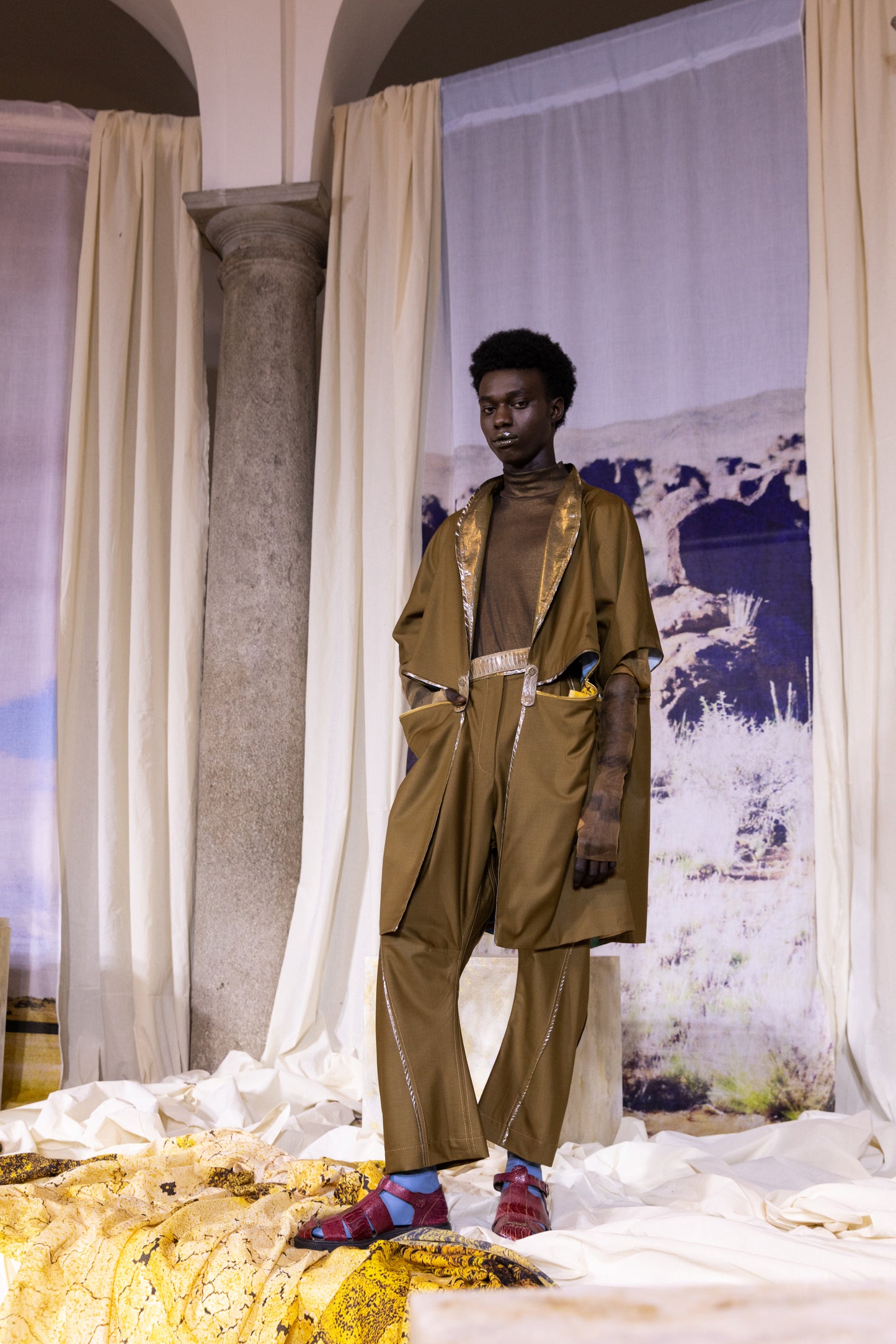 Wet Dust Silk Mohair Lamé Turtleneck