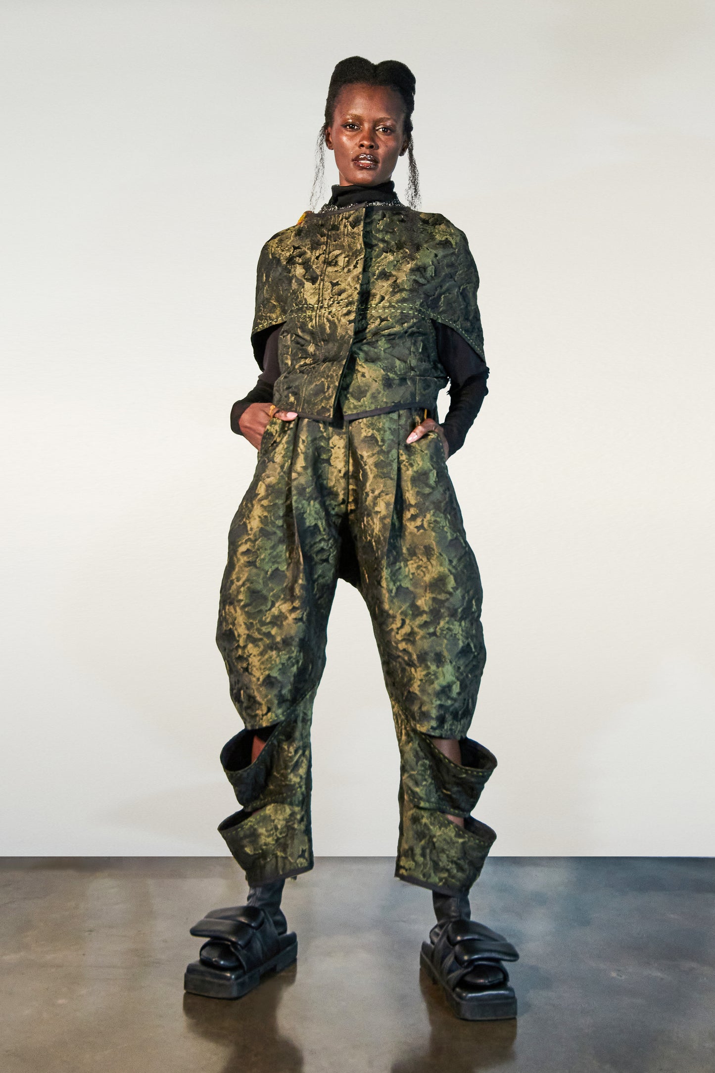 MOTHERSHIP DISC PANTS