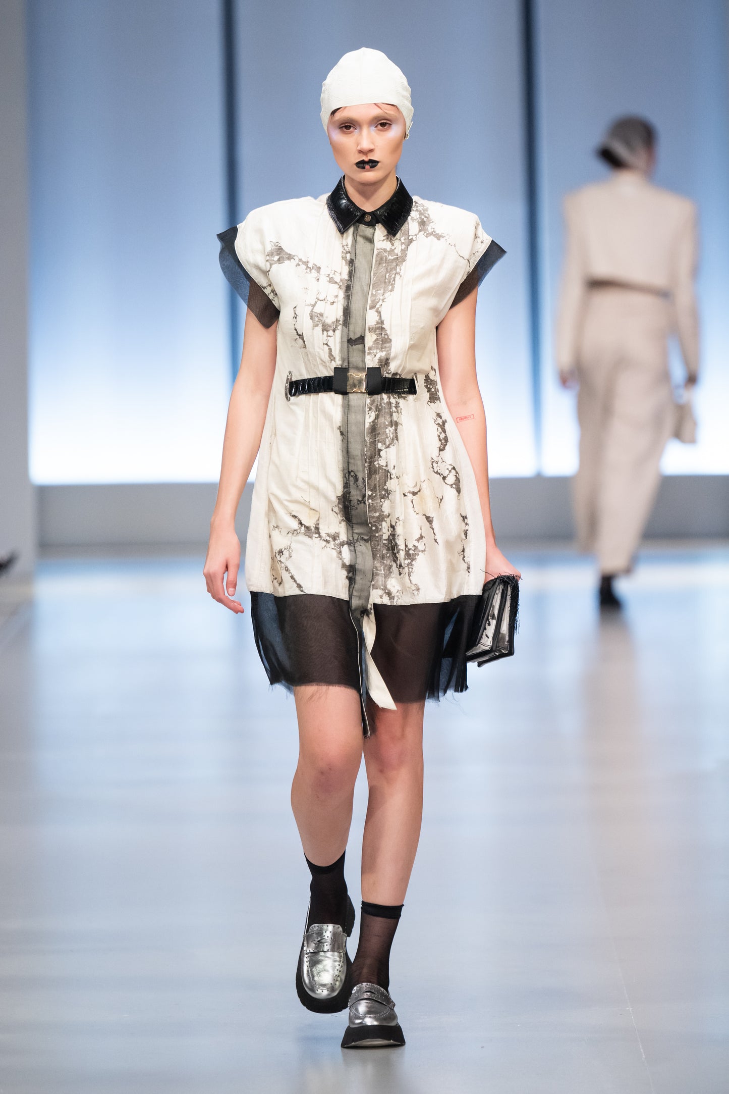 Suminigashi Textured Silk Sculpted Sleeveless Pintuck Shirt with Couture Ostrich Feather Cotton and Ostrich Shin Collar