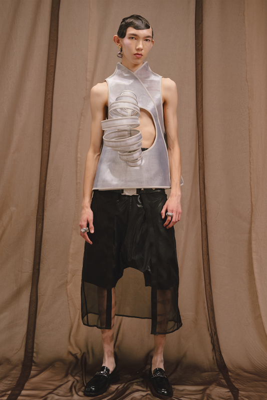 Torus Cropped Umbrella Top  in Zibbon