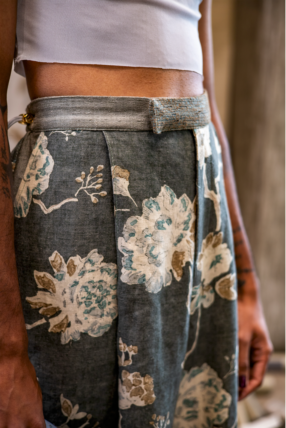 Peony Mole Cigarette Pants