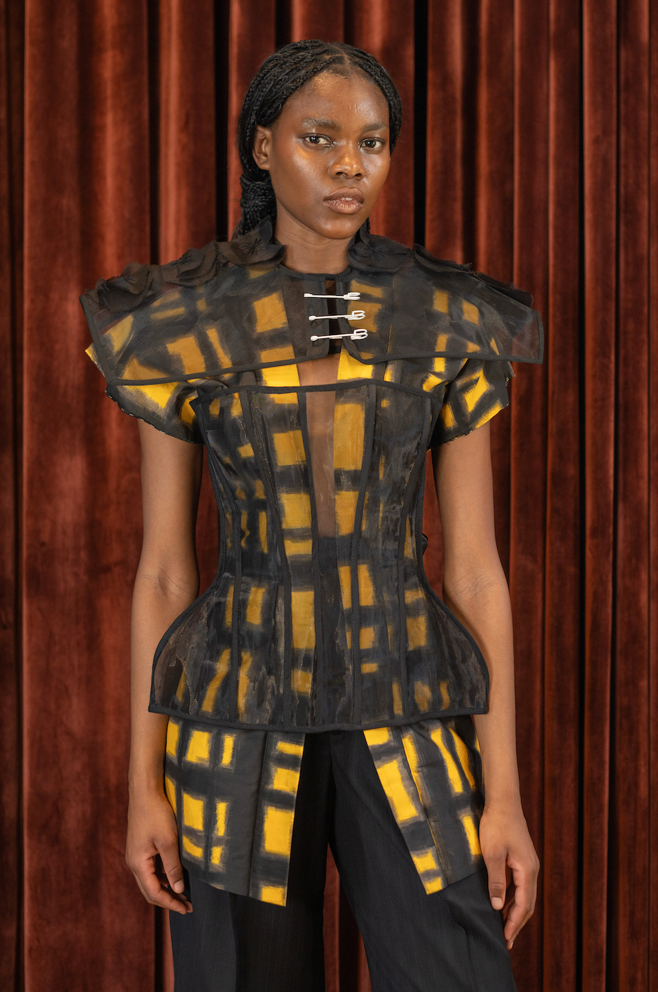 Transparency Shoulder Structure in Zibbon