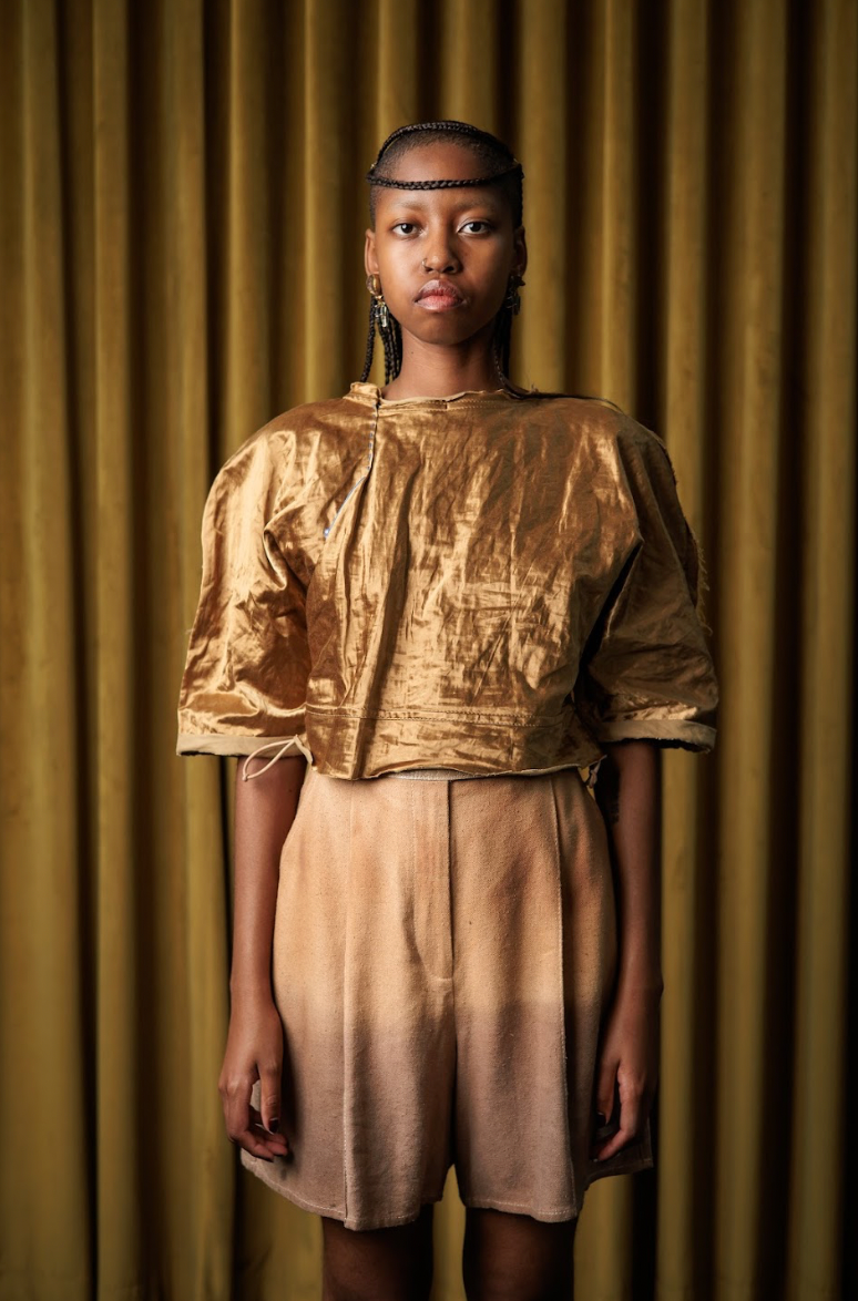Enzo Orient Sculpted Top