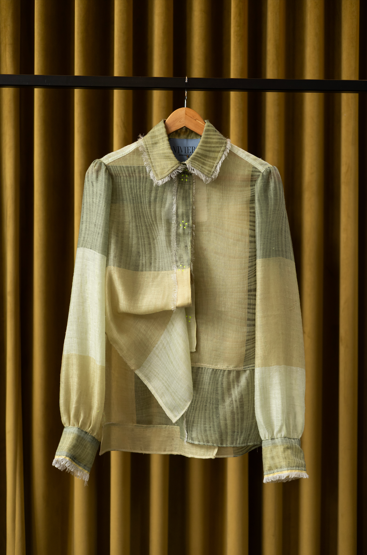 Greener Pastures Gathered-Sleeve Classic Shirt in Upcycled Nylon