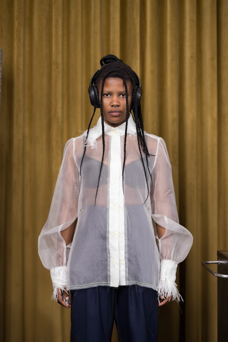 Icarus Gathered-Sleeve Classic Shirt in Silk Organza