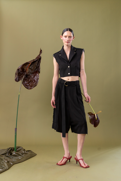 Black Orchid Bermuda Shorts in 100% Tencel