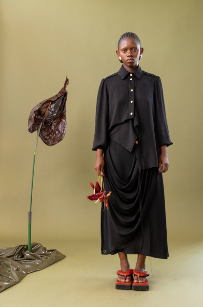 Black Tulip Gathered Sleeve Shirt in 100% Tencel