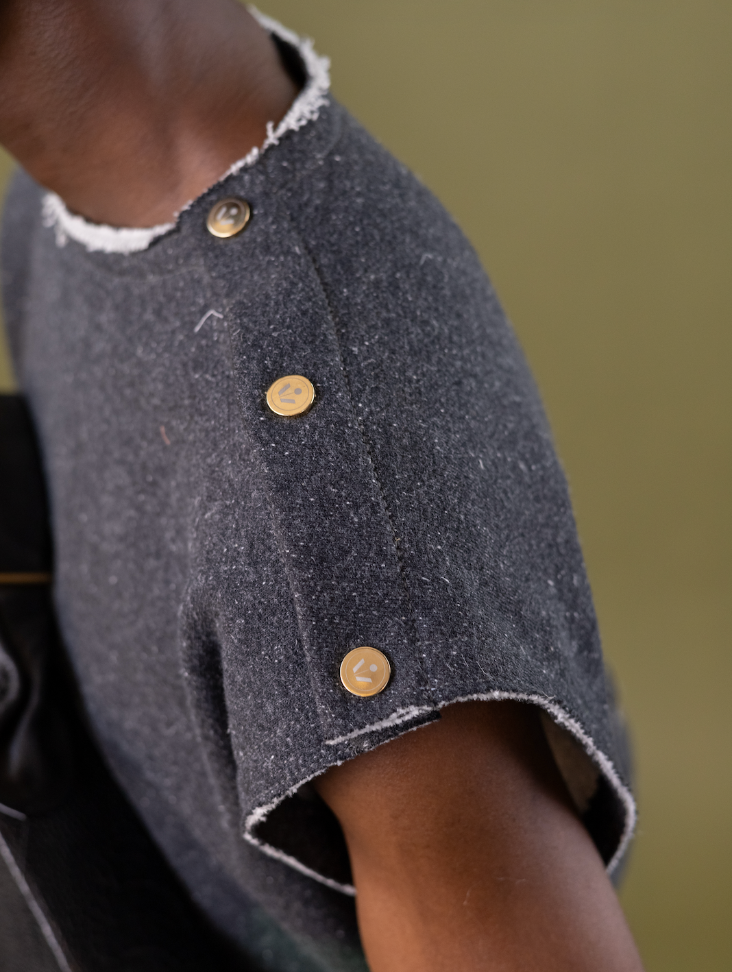 Pewter Bloom Cropped Popper Top in 100% Organic Hemp