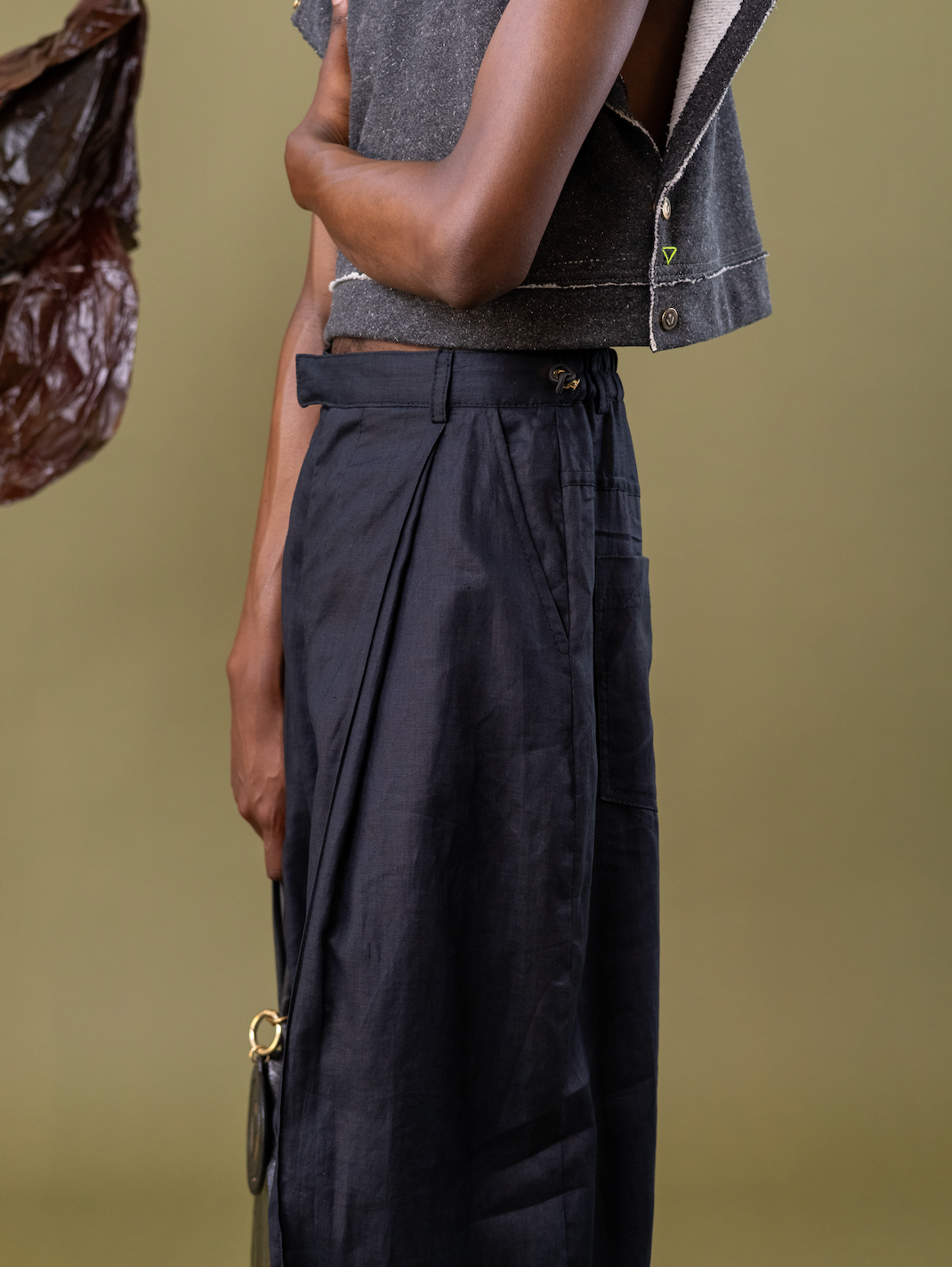 Midnight Tailored Balloon Pants with Cuff in 100% in Linen
