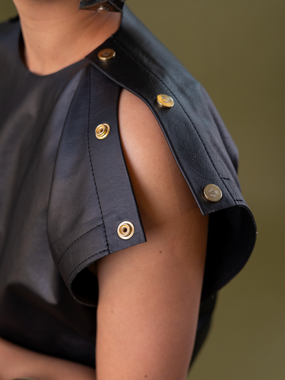Onyx Bloom  Popper Top in 100% Bovine Leather