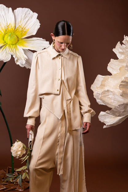 Arum Lilly Gathered Sleeve Shirt in 100% Silk