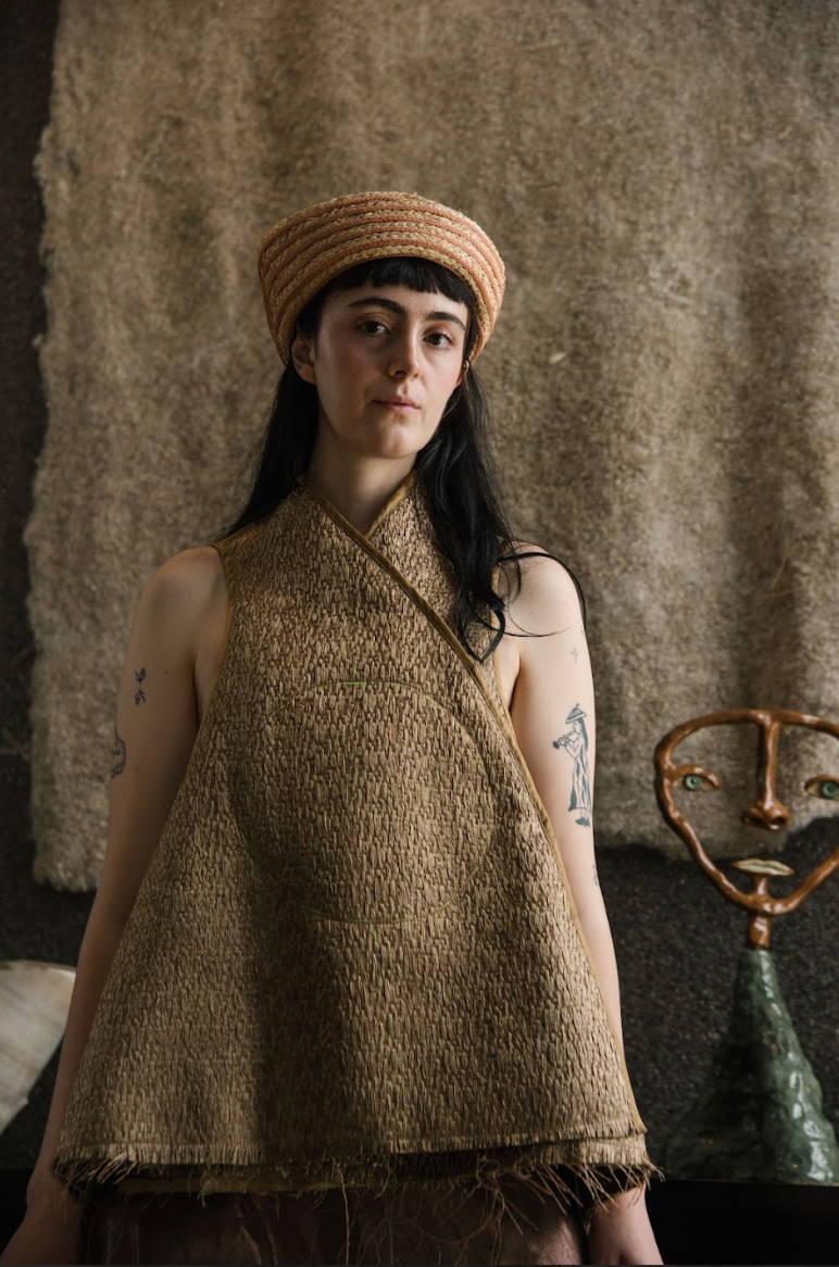 Last Straw Umbrella Top in Straw Raffia