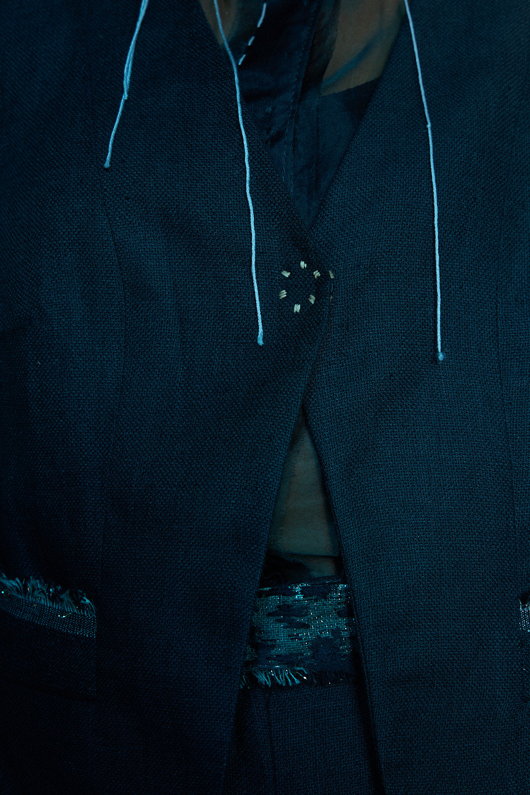 Sable Form V-Neck Jacket in Linen