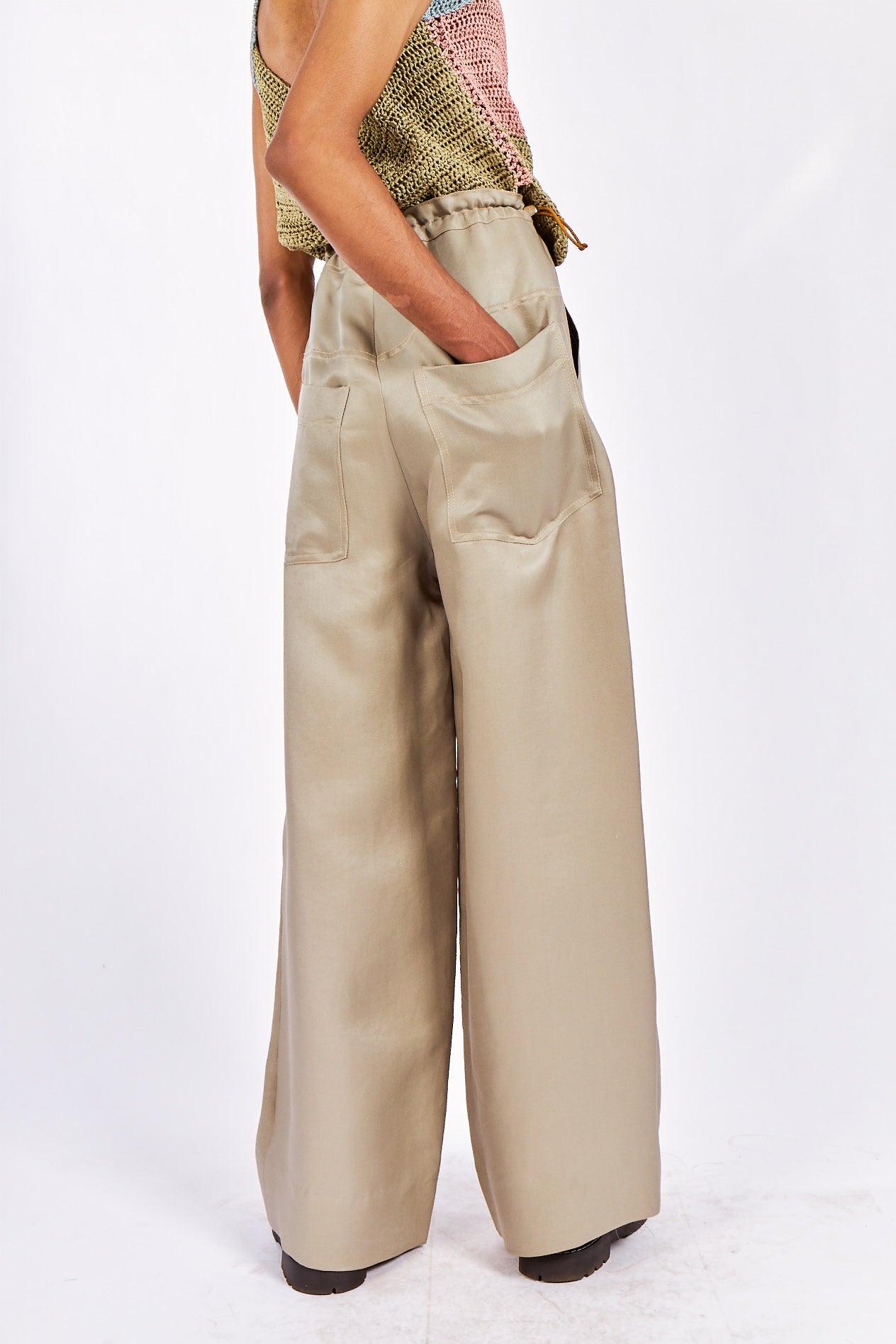 Wide-Leg Silk Trousers With an Elasticated Waistband